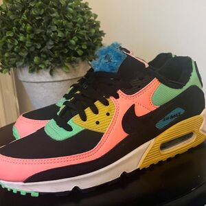 Nike Air Max Multicolor Sneakers